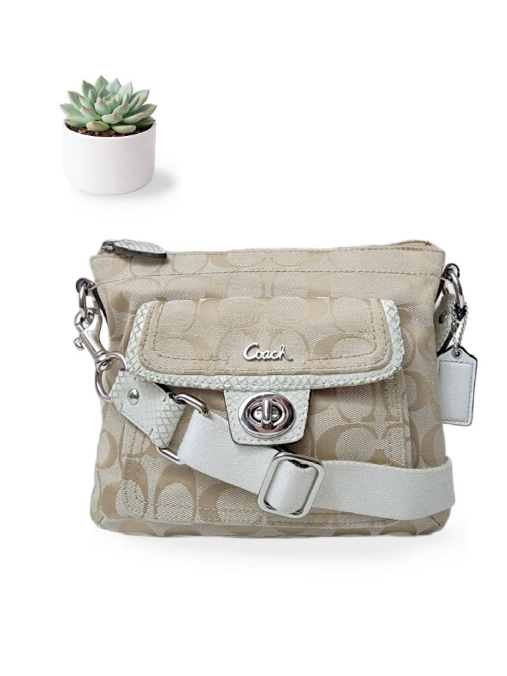 Coach Penelope Signature Turnlock Swingpack Crossbody Khaki White Bag 45026